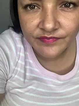 Nayla__Melej webcam