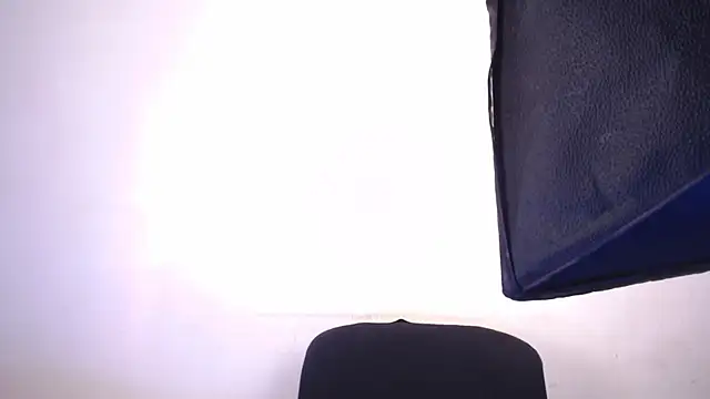 Agatha_Tenebris webcam