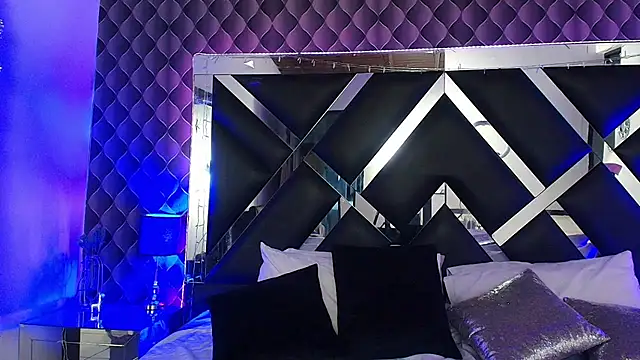 victoriaa_lee_ webcam