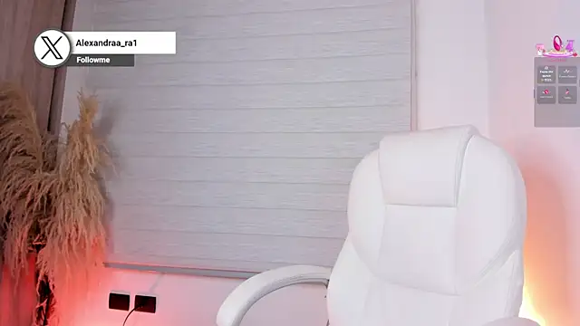 Alexandra_ra webcam