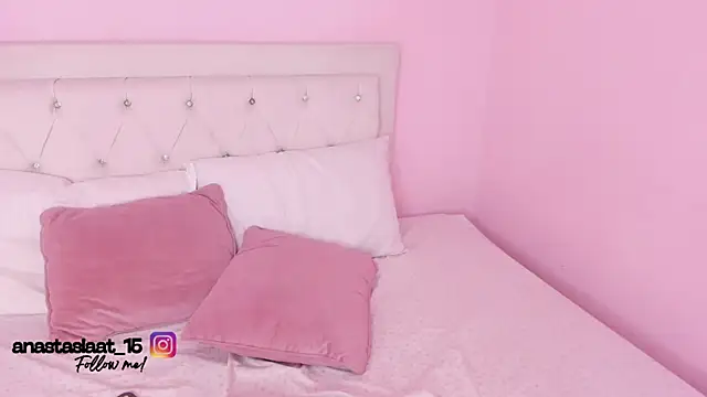 Miia_Thompsonn webcam