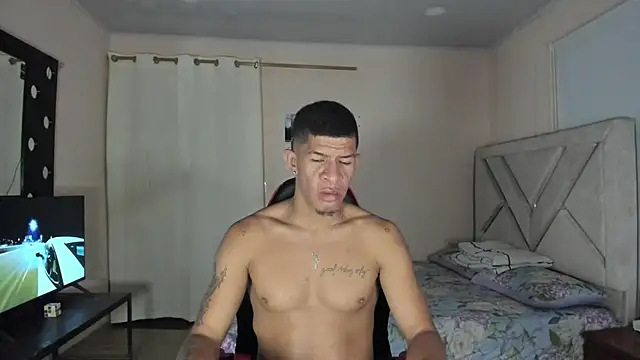 Toptony22 webcam