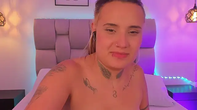 Susan-Sweet-7 live cam on StripChat