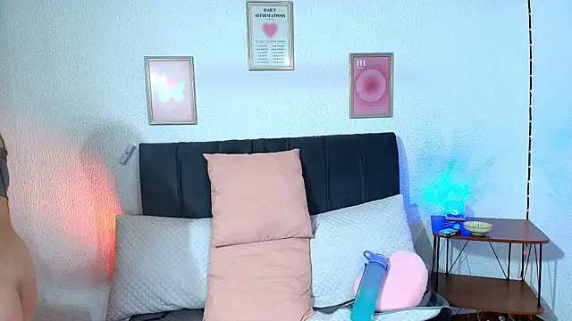 samm_curvy webcam