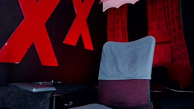 abrilbigcock live cam on StripChat