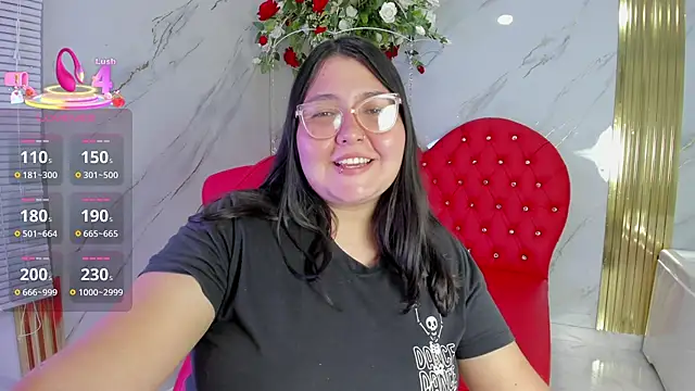 Dulce_meow live cam on StripChat