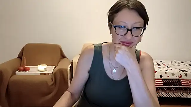 BellaRose_2020 webcam