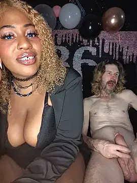 AmazonianMistress webcam