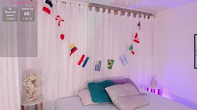 manyaa_ webcam