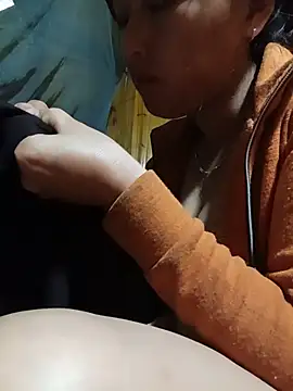 Jelly-squirt webcam