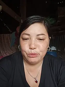 sary-hot2x webcam