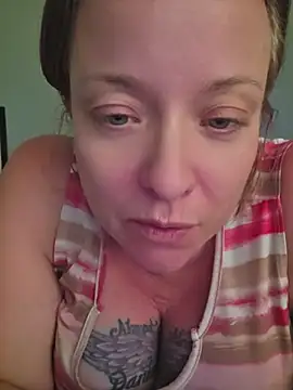 julimonroe webcam