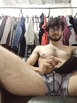 Loggan_donnelly webcam
