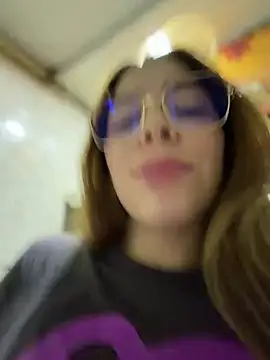 natalypinky (F young) - Zoom pussy
