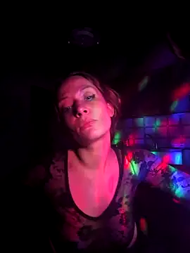 Prettywhitexxx webcam