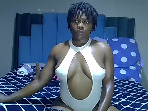 melanin_moon webcam