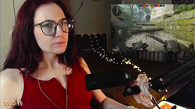 PricklyPeach webcam