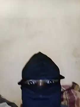SharmudaBond webcam