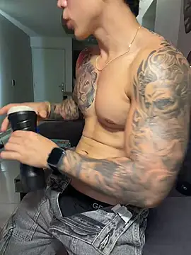 maxdei (M young) - Cum show