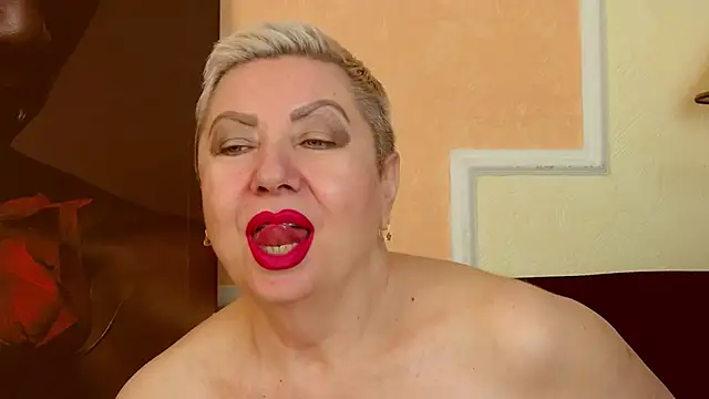 LadyPosh webcam