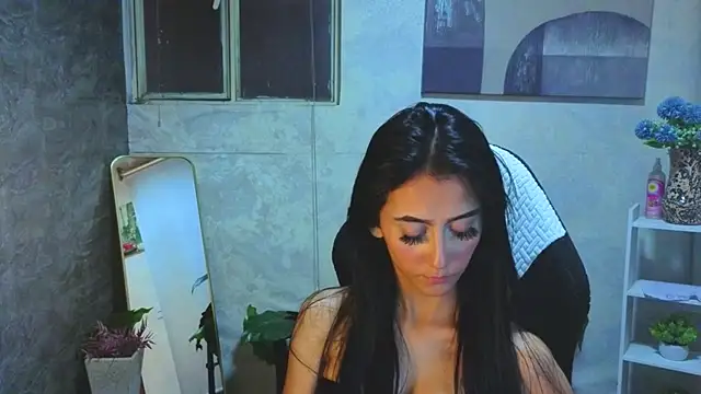 Coralinnee_ webcam