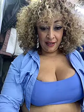 Katti_Barrera webcam