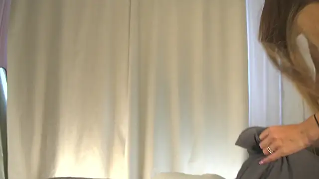 GeorginaCurvin webcam