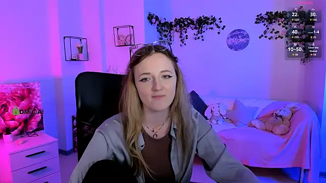 luna_berryy webcam