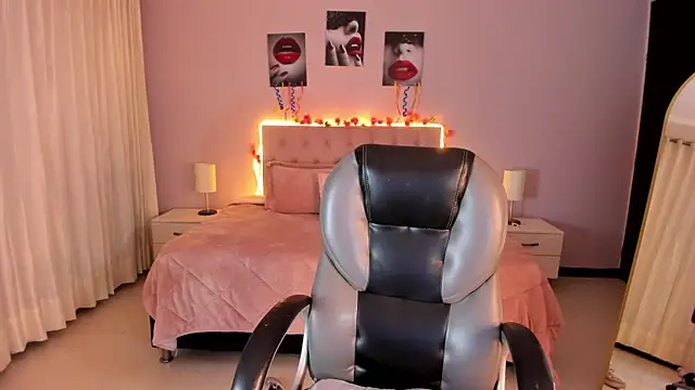 Emily_Warren_ webcam