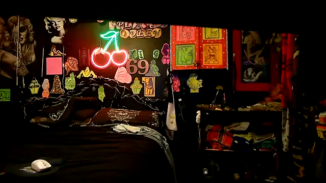 Splash_Queen420 webcam