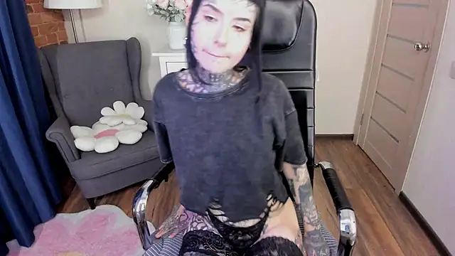 Bloood__Mary webcam