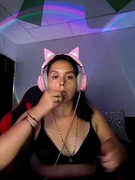 Miss_kittyX webcam