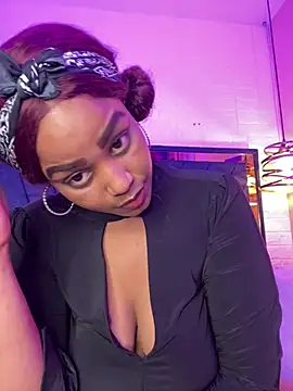 Ayla_Noir webcam