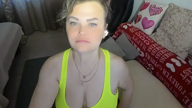MildMature webcam