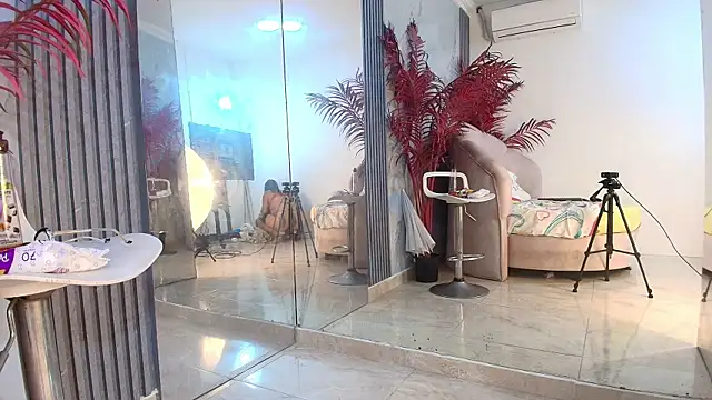 KatiiaVega live cam on StripChat