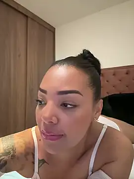JennLeMoka webcam