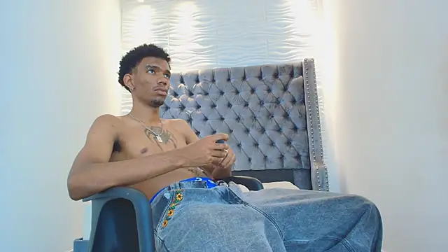 nero_reyd webcam