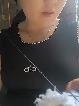 MayEva_ly webcam