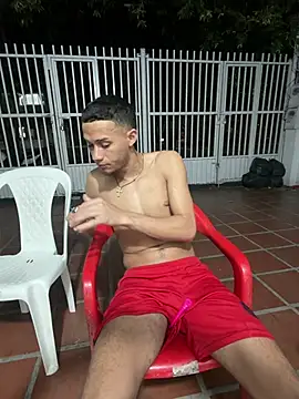 friends_lust_latin webcam