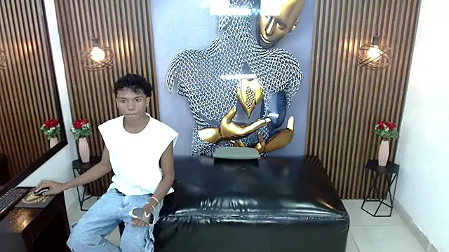 AlessandroBlack_