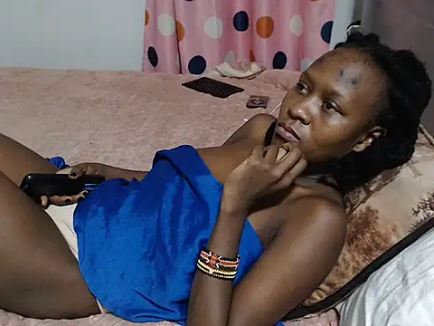 CandyLovesU2 webcam