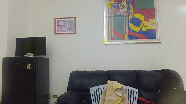 amirdib2025 - AMIRDIB2025's free webcam - UK Sex Cams