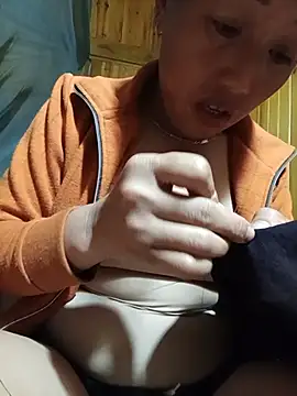 Jelly-squirt webcam