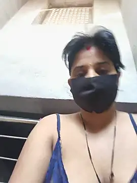 Sexy_khushi19 webcam
