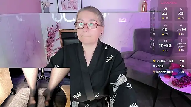 Alexandra_Kind webcam