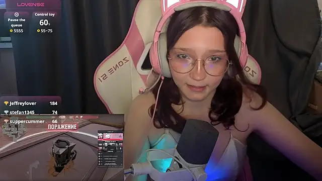 PiinkiAura webcam