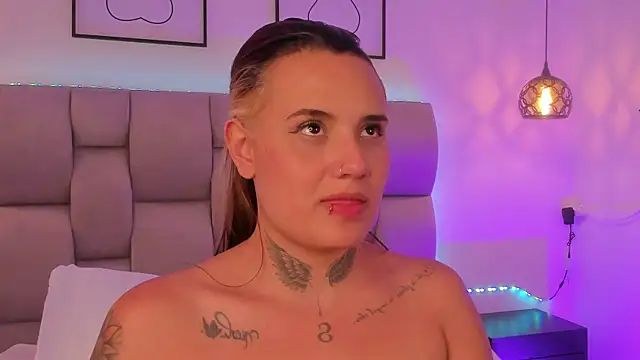 Susan-Sweet-7 live cam on StripChat