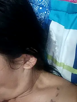 sarayulith live cam on StripChat