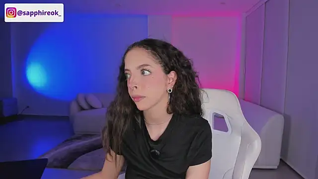 Sapphire_Venuss webcam