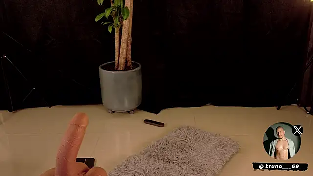 Bruno___69 webcam